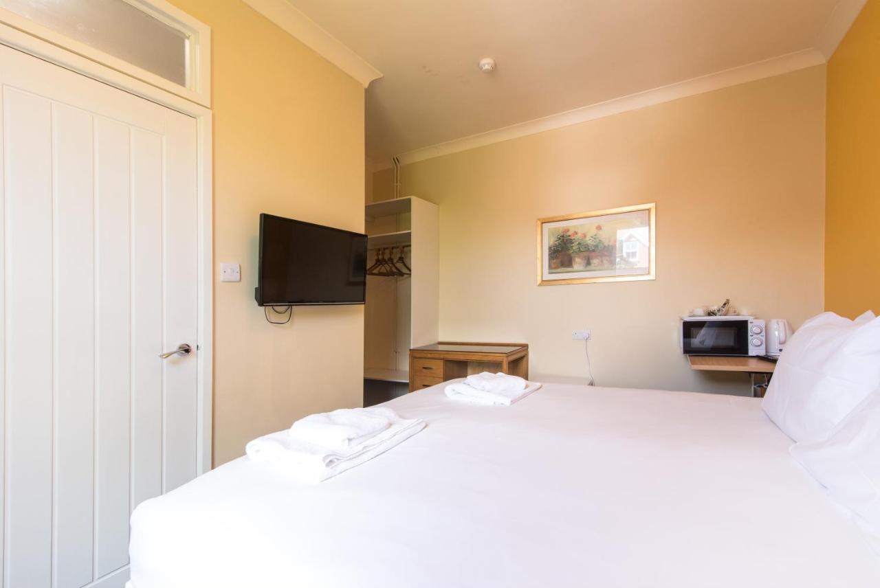 The Linden Leaf Rooms Бістон Екстер'єр фото